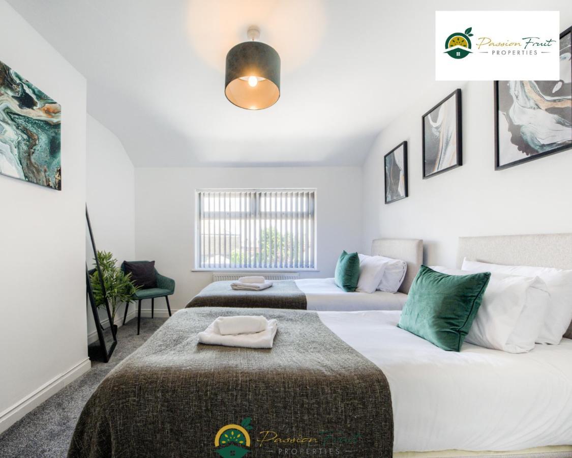 3 Bedroom Coventry House By Passionfruitproperties With Free Wi-Fi, Large Garden And Driveway - 52Nrc Exterior photo